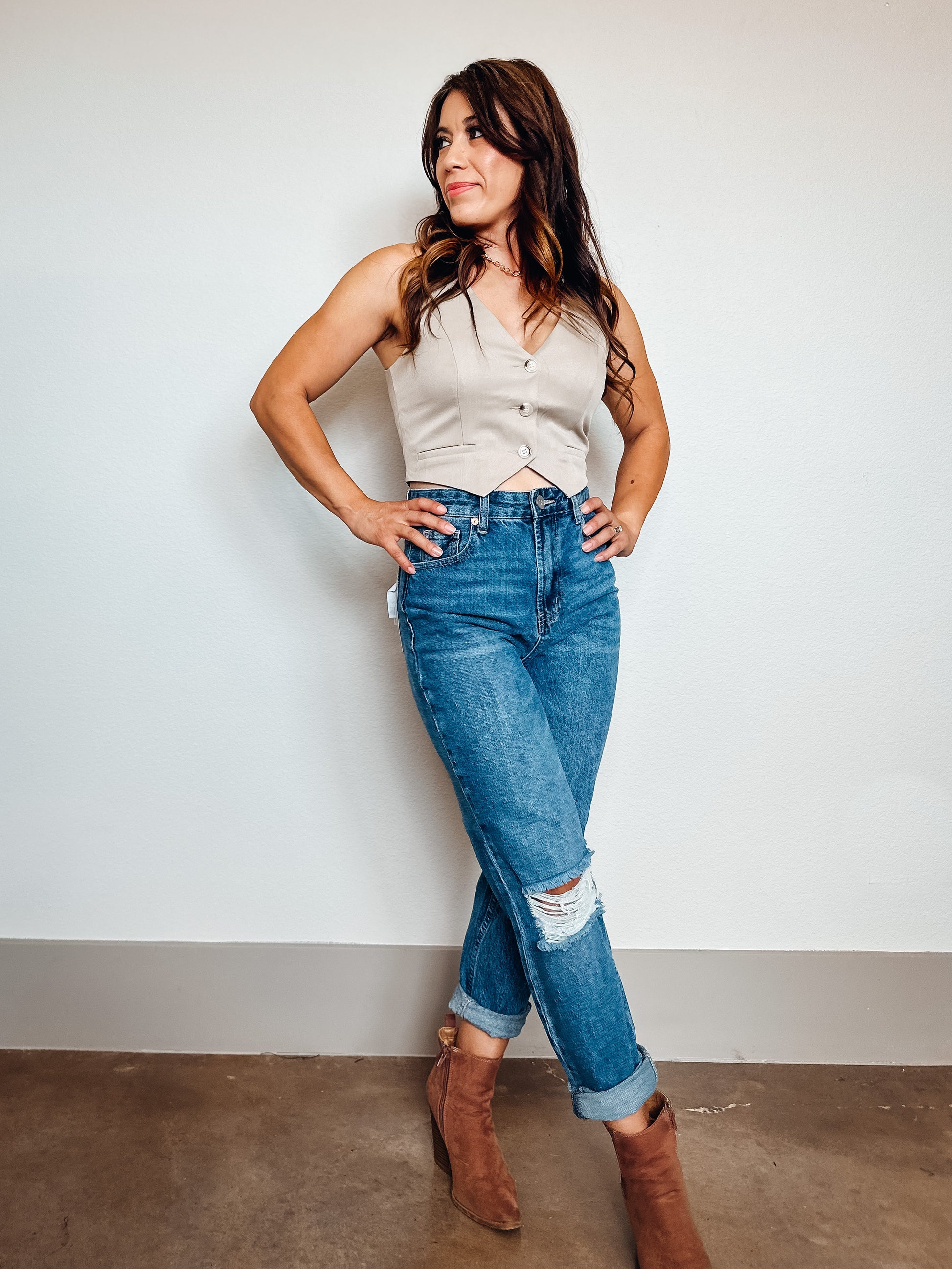 Ripped Mom Jeans – Rose Thorn Clothing Co